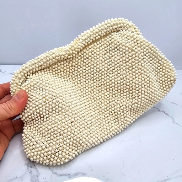 vintage 60s creamy white monochrome bead maximalist small clutch purse - Picture 1 of 11
